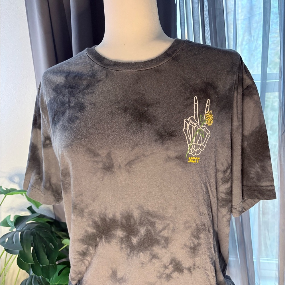 Graphic T